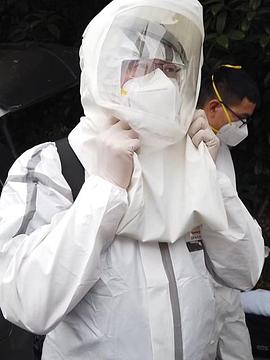 刘良：中国首例新冠肺炎遗体解剖者 海报 高清在线观看