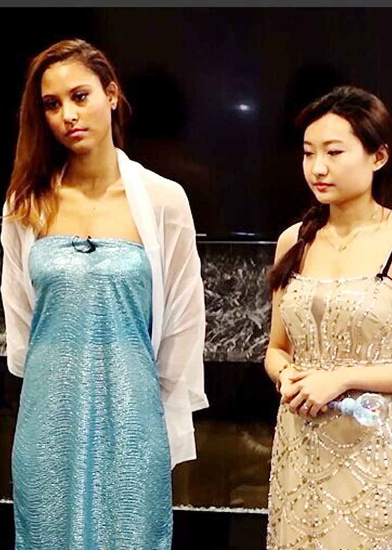 变身吧女孩 海报 高清在线观看