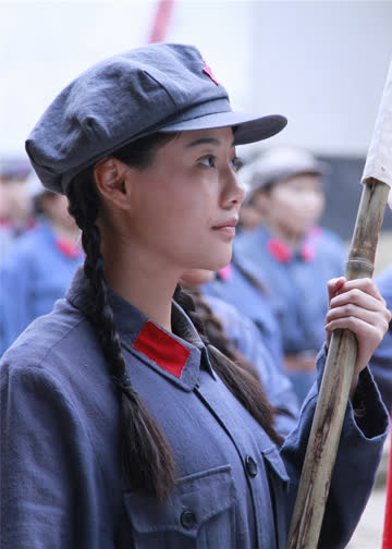 巴山女红军 海报 高清在线观看